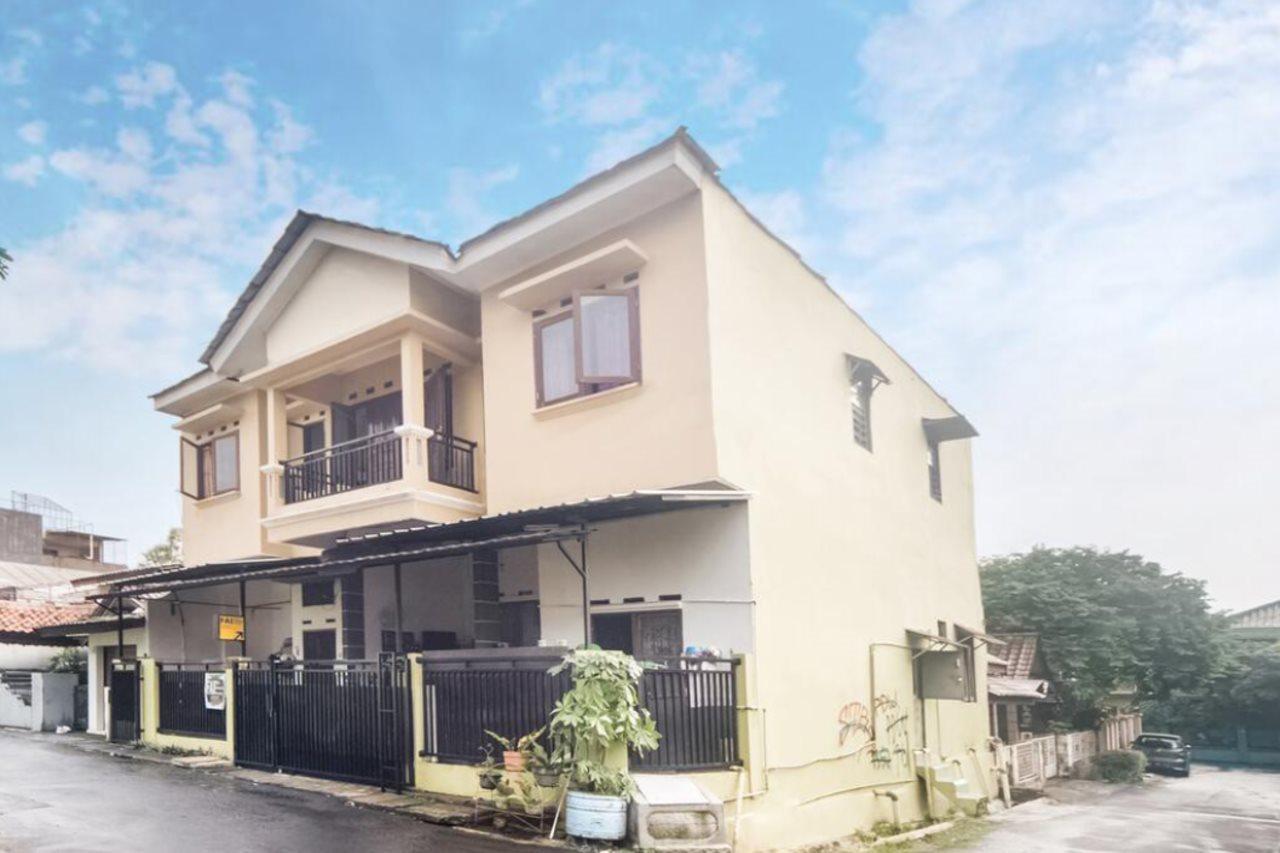 Spot On 3311 Fai Bogor Backpacker Syariah Otel Dış mekan fotoğraf