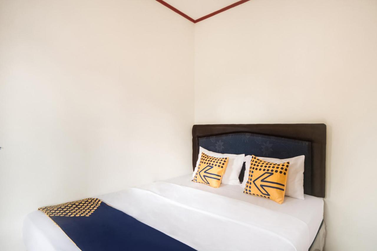 Spot On 3311 Fai Bogor Backpacker Syariah Otel Dış mekan fotoğraf