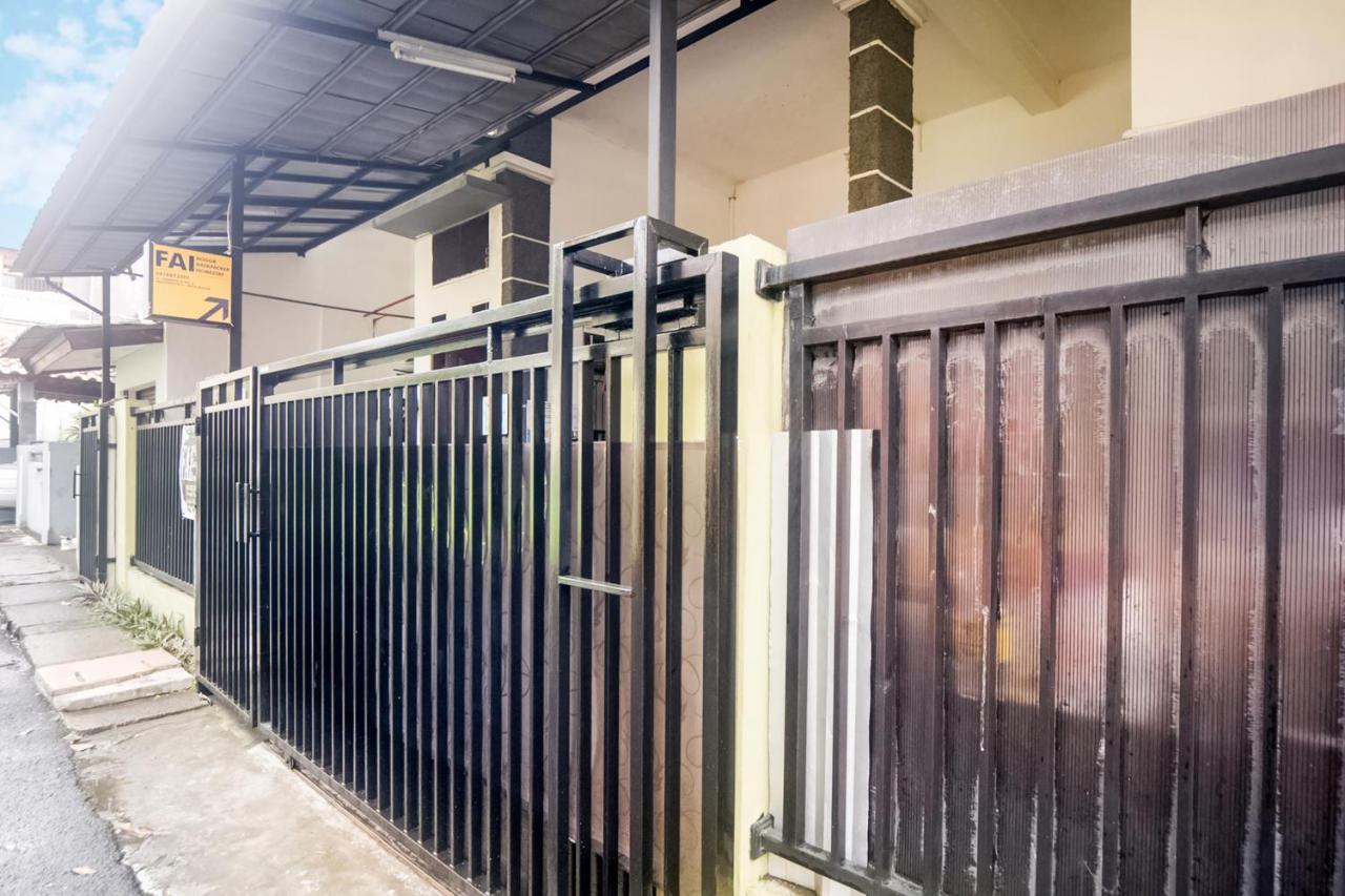 Spot On 3311 Fai Bogor Backpacker Syariah Otel Dış mekan fotoğraf