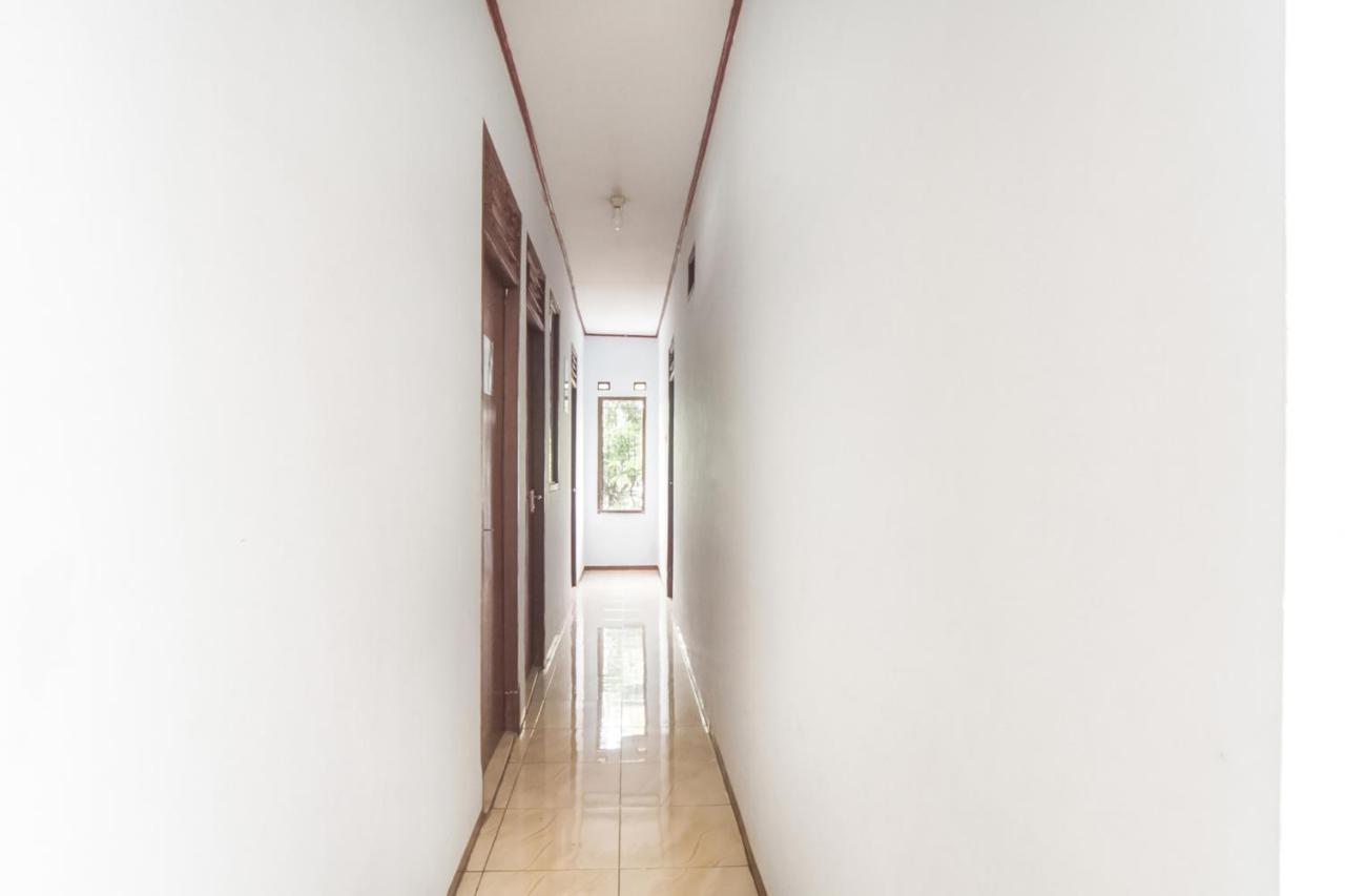 Spot On 3311 Fai Bogor Backpacker Syariah Otel Dış mekan fotoğraf