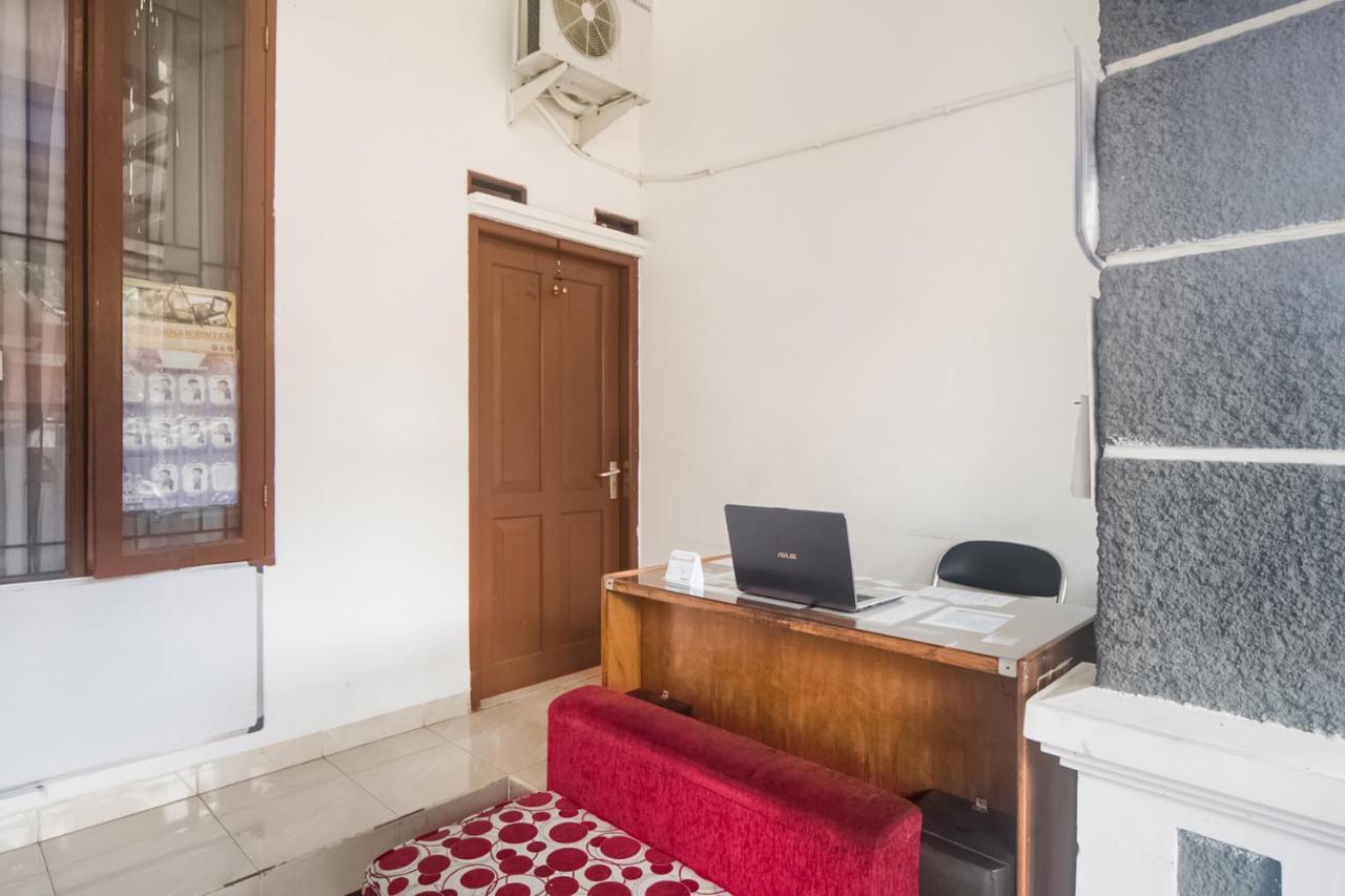 Spot On 3311 Fai Bogor Backpacker Syariah Otel Dış mekan fotoğraf